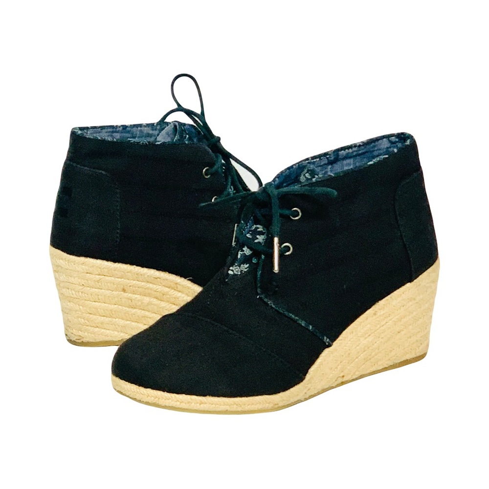TOM'S Black Canvas Wedge Lace Up Espadrille Ankle Booties Boots Shoes Size 7.5